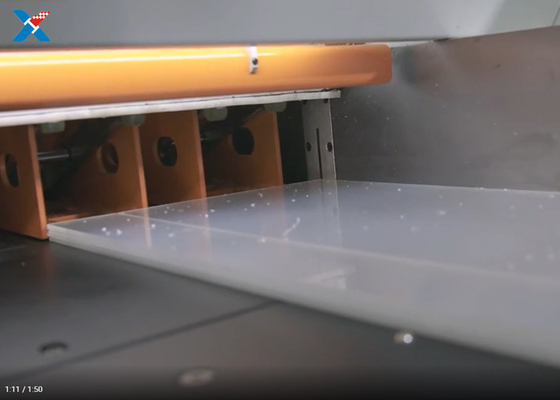 comprar la aduana del plexiglás de 2m m cortó la hoja de acrílico con la sierra que cortaba electrónica online manufacture